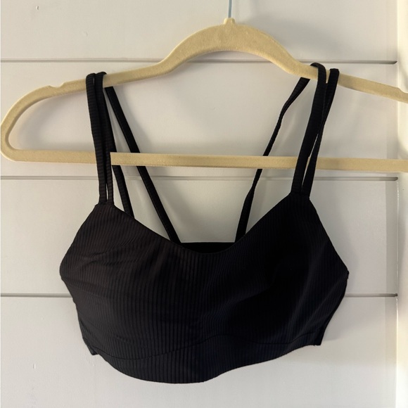 Lululemon Like a Cloud Ribbed Bra *Light Support, B/C Cup EUC Size 2 - Picture 4 of 5